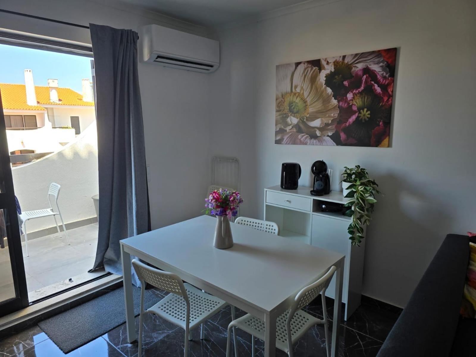 Studio Rua Dos Bares Em Albufeira Bagian luar foto